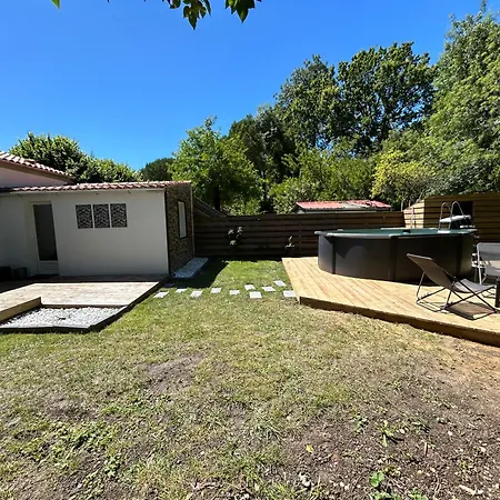 Maison 8 Min En Voiture De Chatelaillon Avec Piscine Hors Sol Privative Ferienhaus