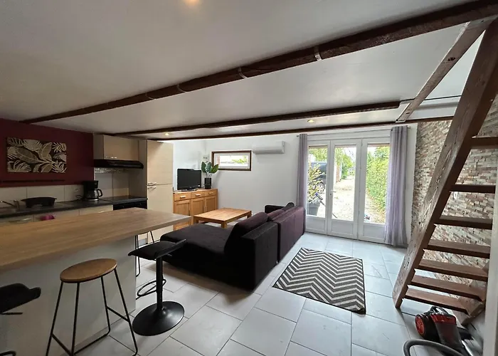 Сasa de vacaciones Maison 8 Min En Voiture De Chatelaillon Avec Piscine Hors Sol Privative